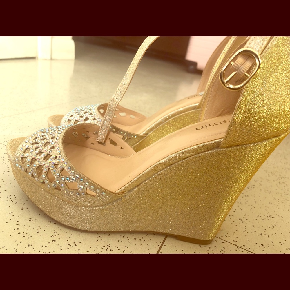 GOLD shiny, glitter with rhinestones high heels